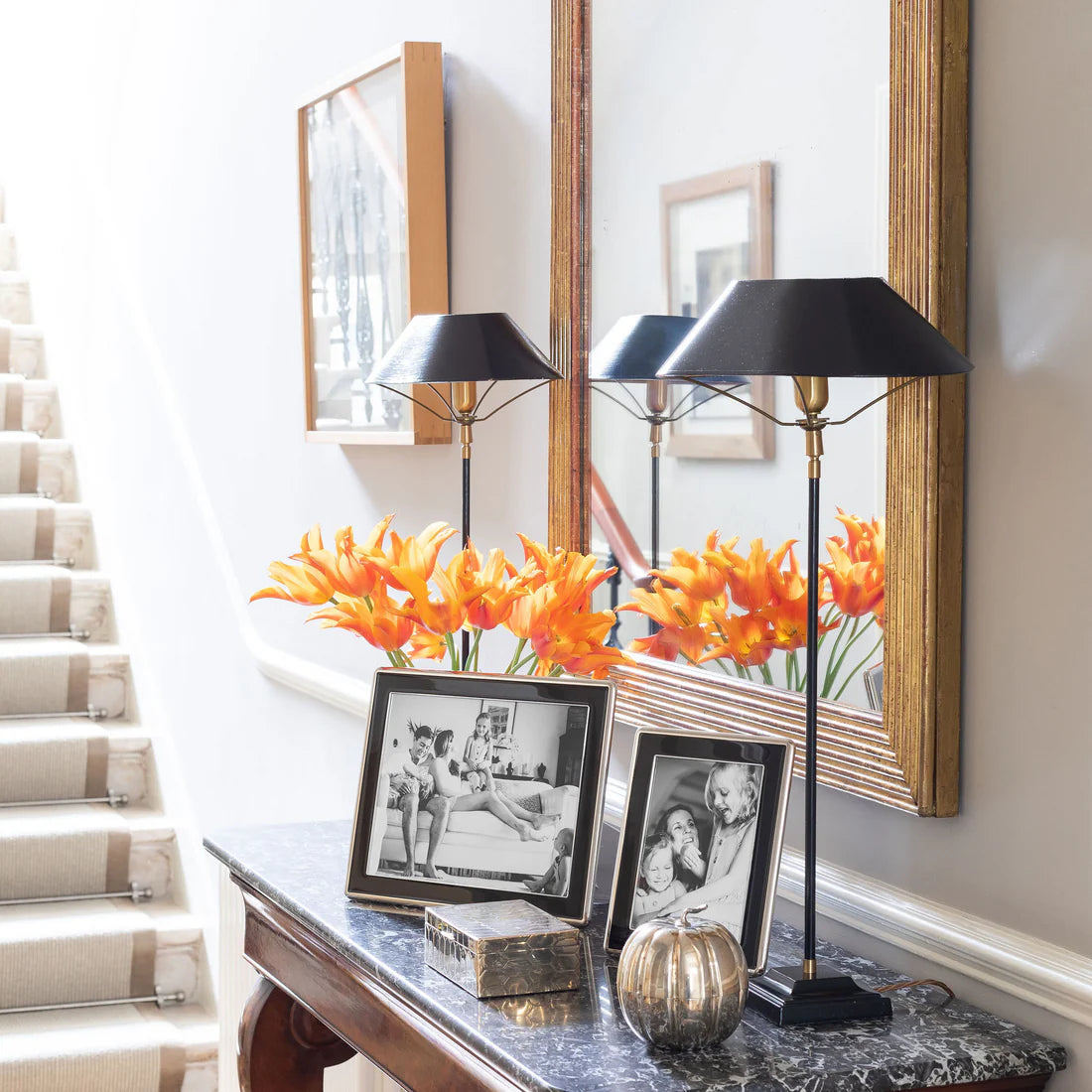 Black Enamel & Silver Curve Frame